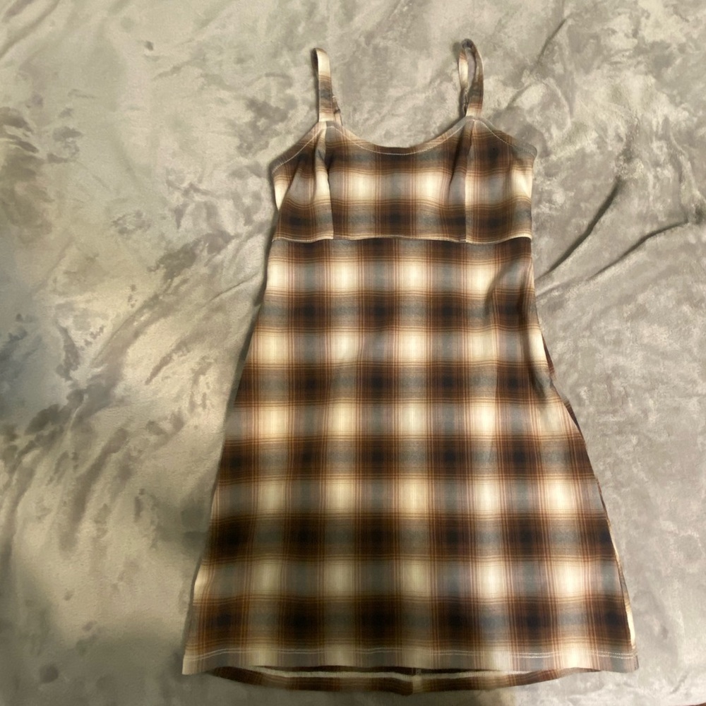 Small, brown plaid Hollister dress